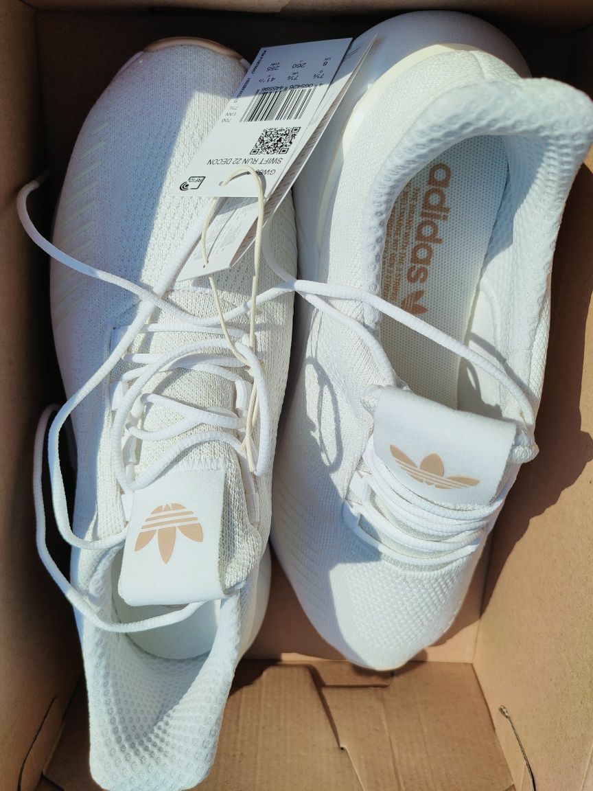 Nowe buty Adidas Swift Run 22 Decon białe kremowe męskie damskie 41