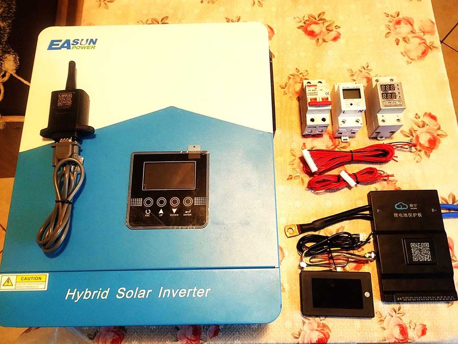 Falownik Inwerter hybrydowy Easun Smh III6,2 kW Sprzedaję co nazdjęciu