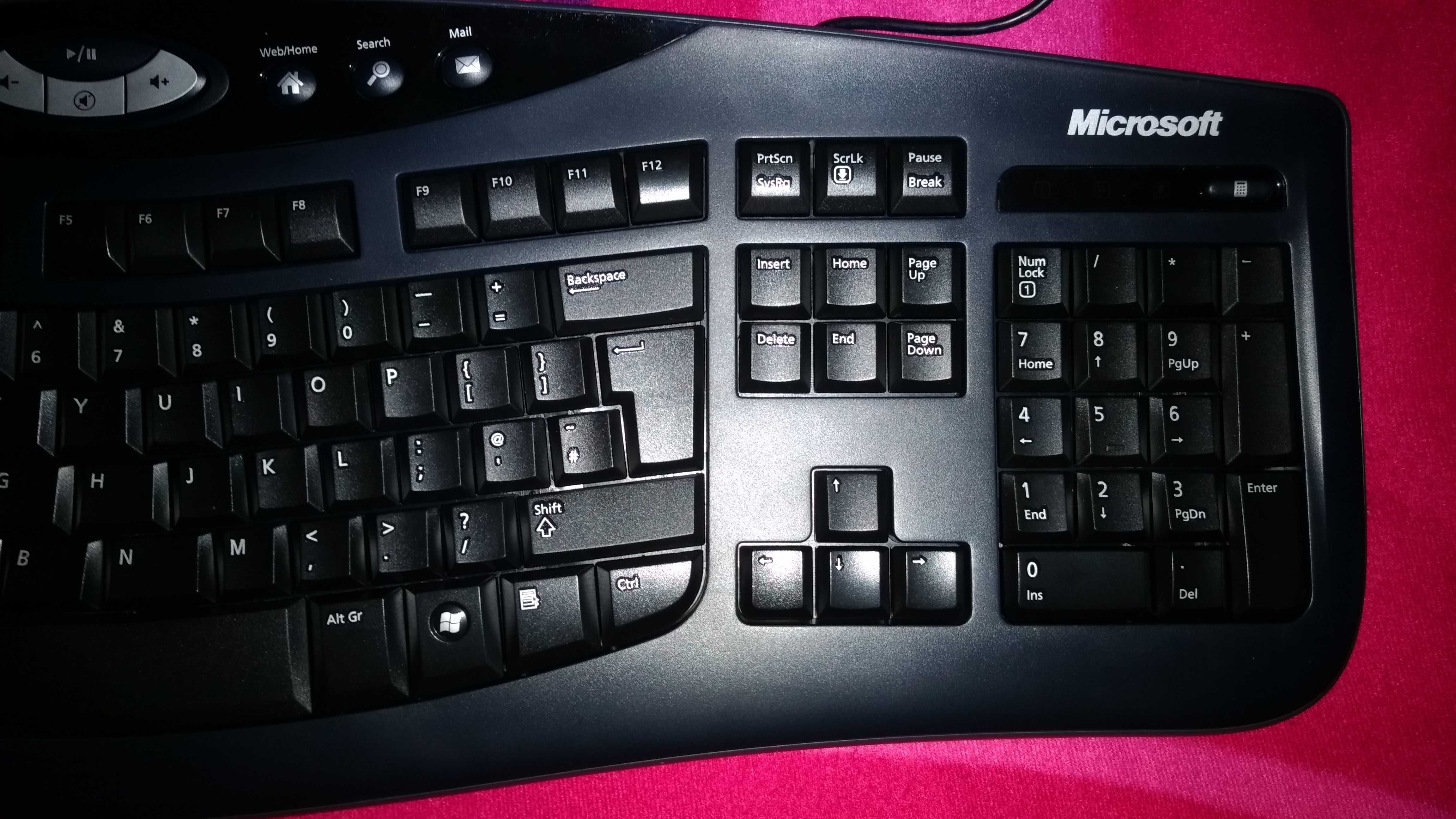 Klawiatura Microsoft Comfort Curve Keyboard 2000 ergonomiczna