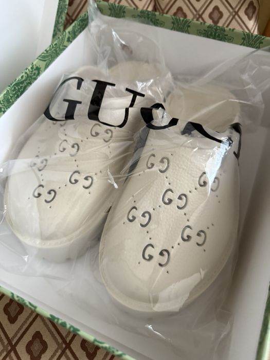 Стильні тапки гуччі