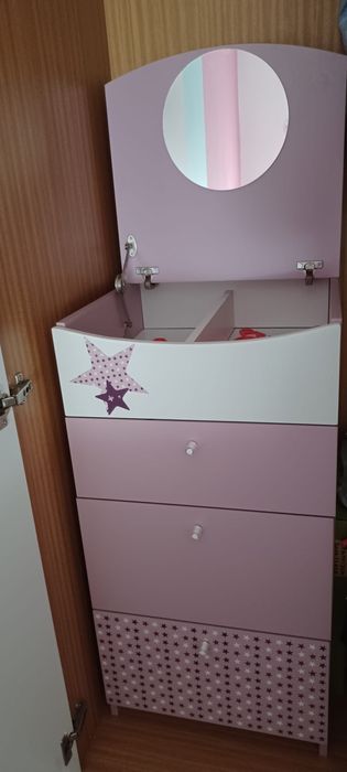 Mobilia de quarto menina