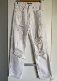 Białe jeansy damskie z dziurami i wysokim stanem, Sinsay, XS