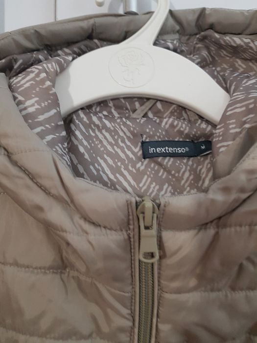 kurtka jesienna siwy odcień