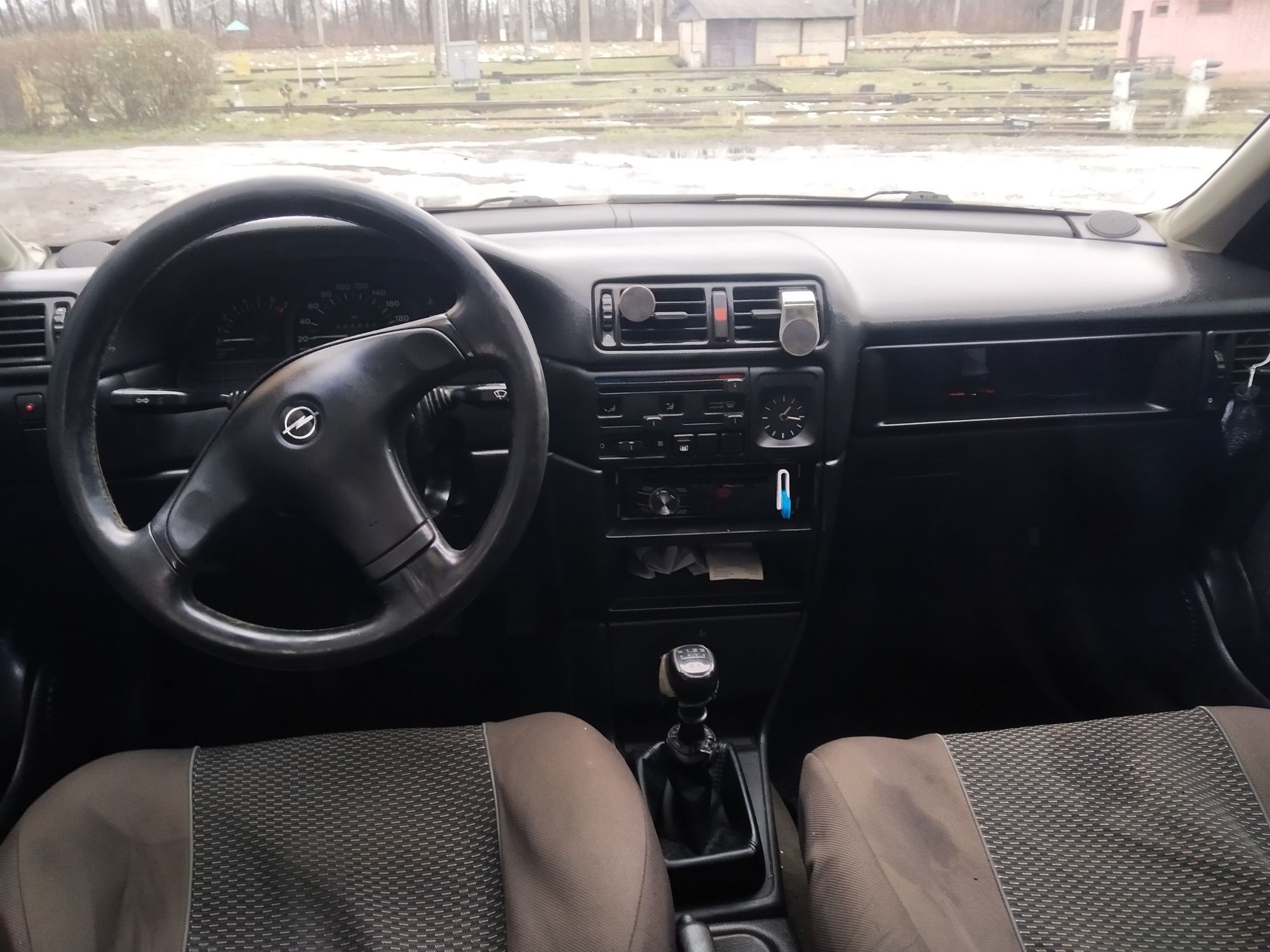 Opel vectra a 2.0i