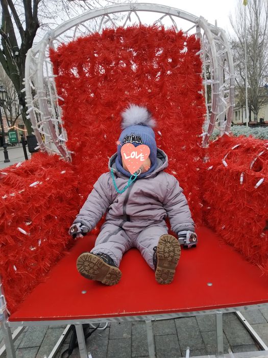 Продам демисезонный комбинезон