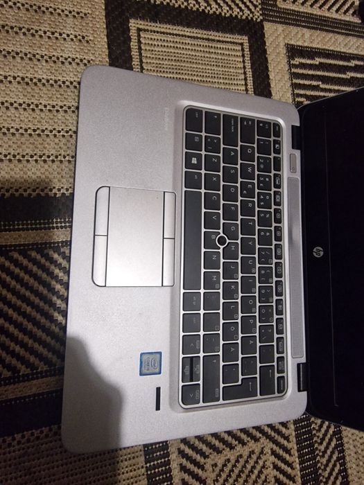 Ноутбук HP EliteBook 820 G3