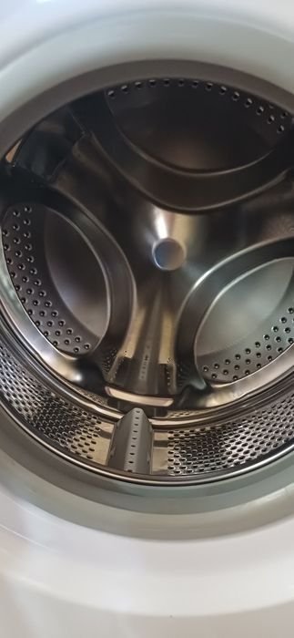 Пральна машина Indesit WISL103