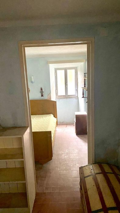 Moradia / Terreno/ Garagem