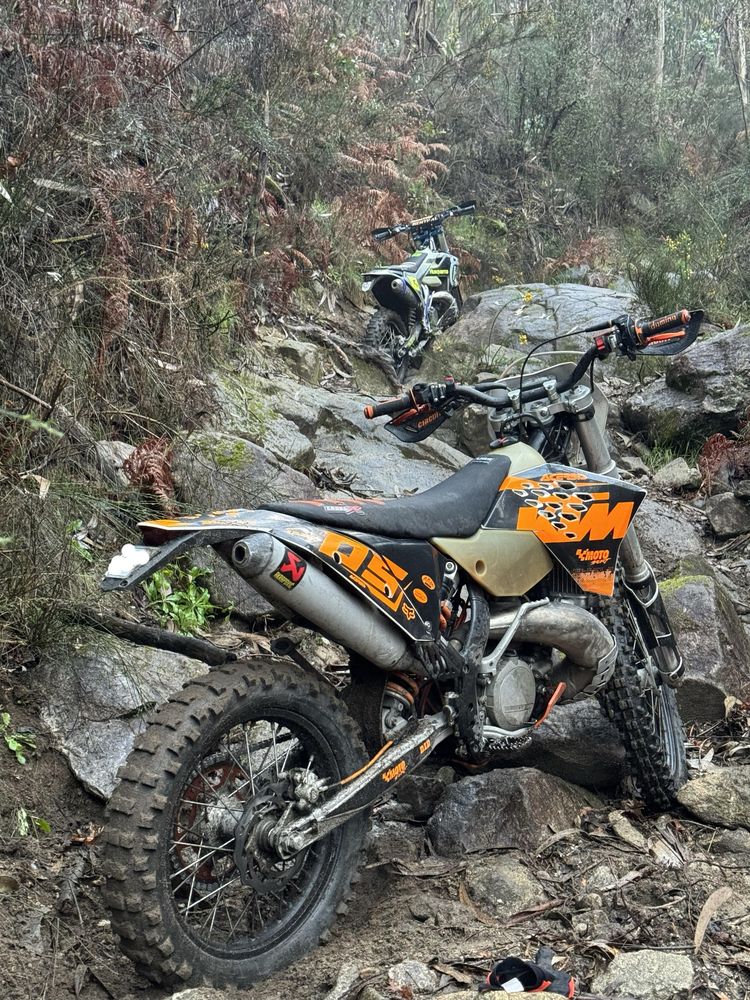 Ktm exc 250 2tempos Matriculada