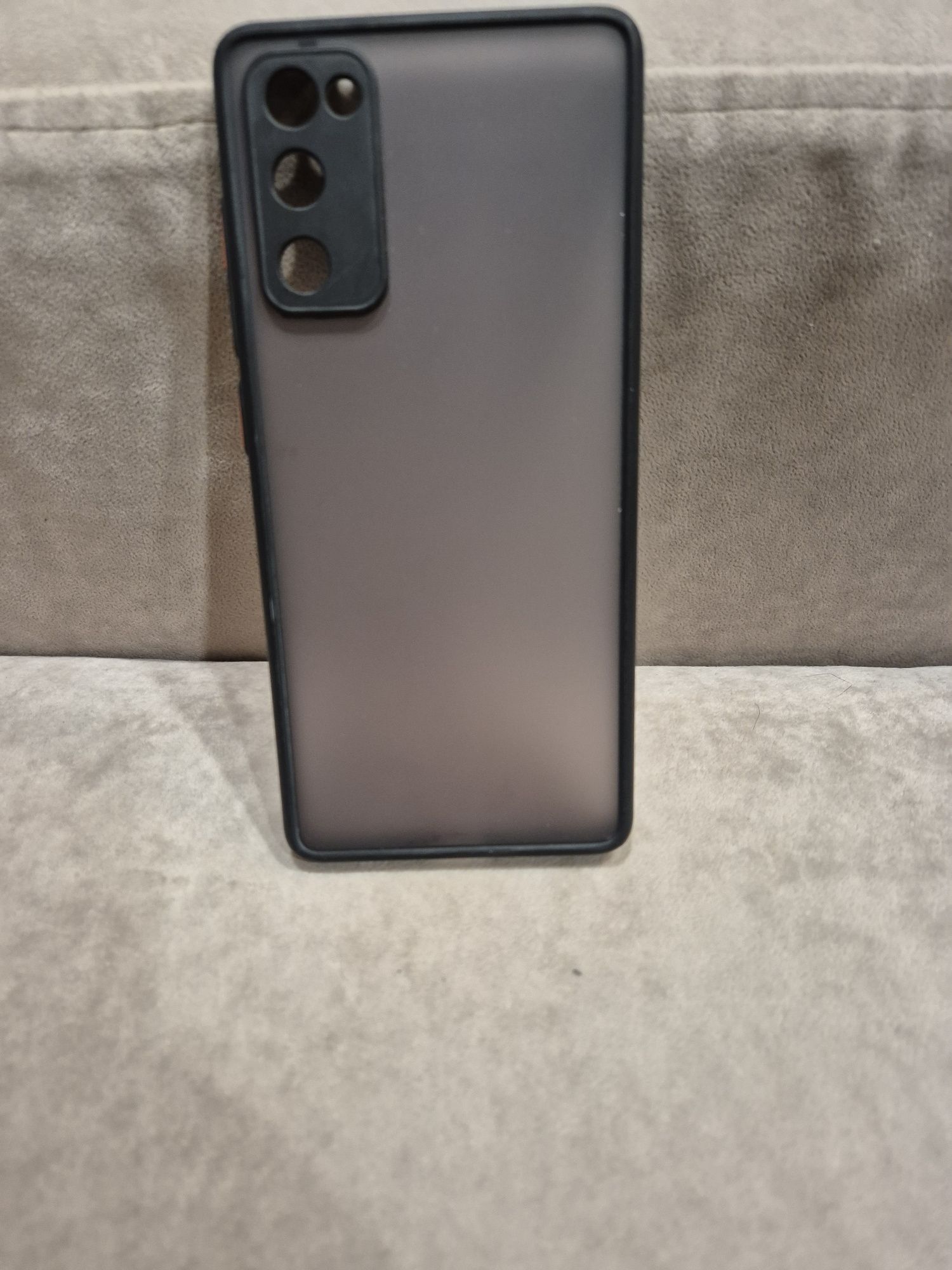 Samsung S20 FE - Stan BARDZO DOBRY