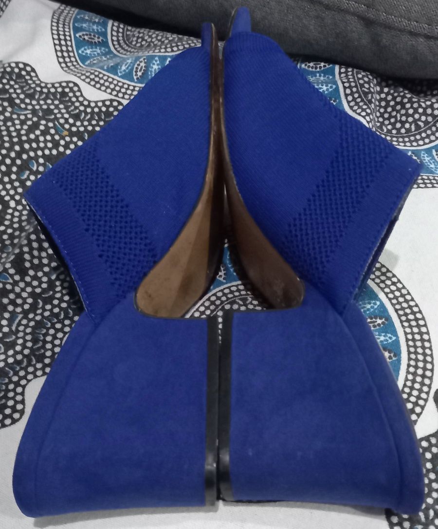 Sandálias, de malha, azul Royal, da Parfois