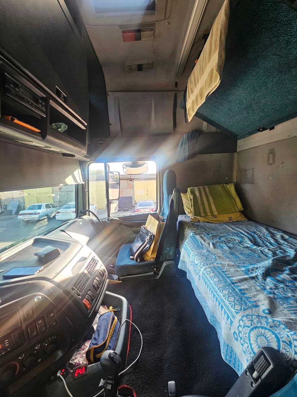 DAF 95 Super Space. стоит GPS-трекер