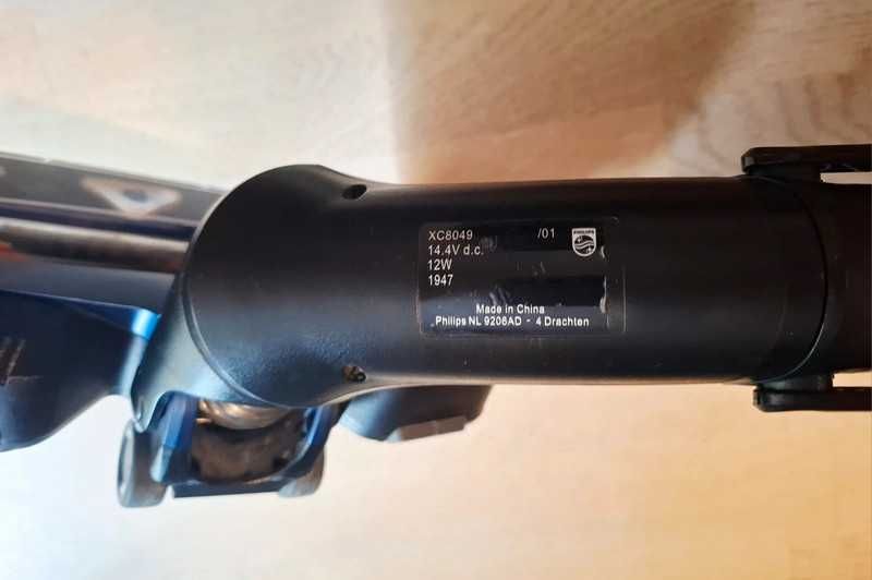 Odkurzacz pionowy Philips 8000 XC8049/01