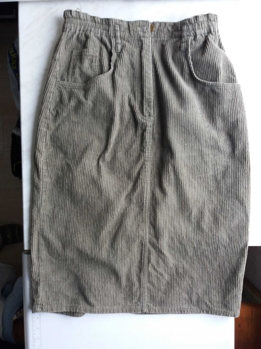 Юбка вельветовая фирмы "C&A", р.XL
