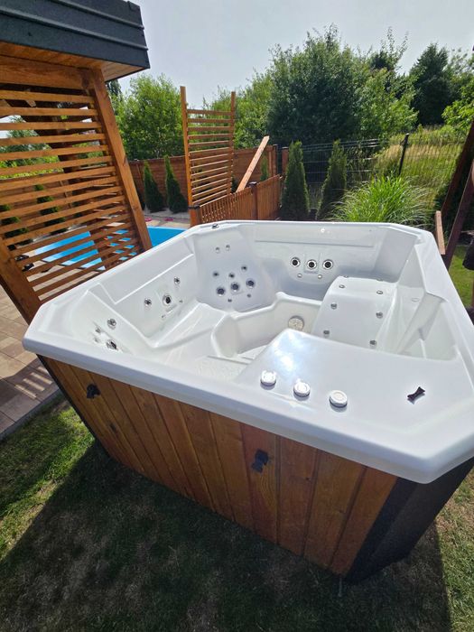 Jacuzzi ogrodowe balia wanna spa