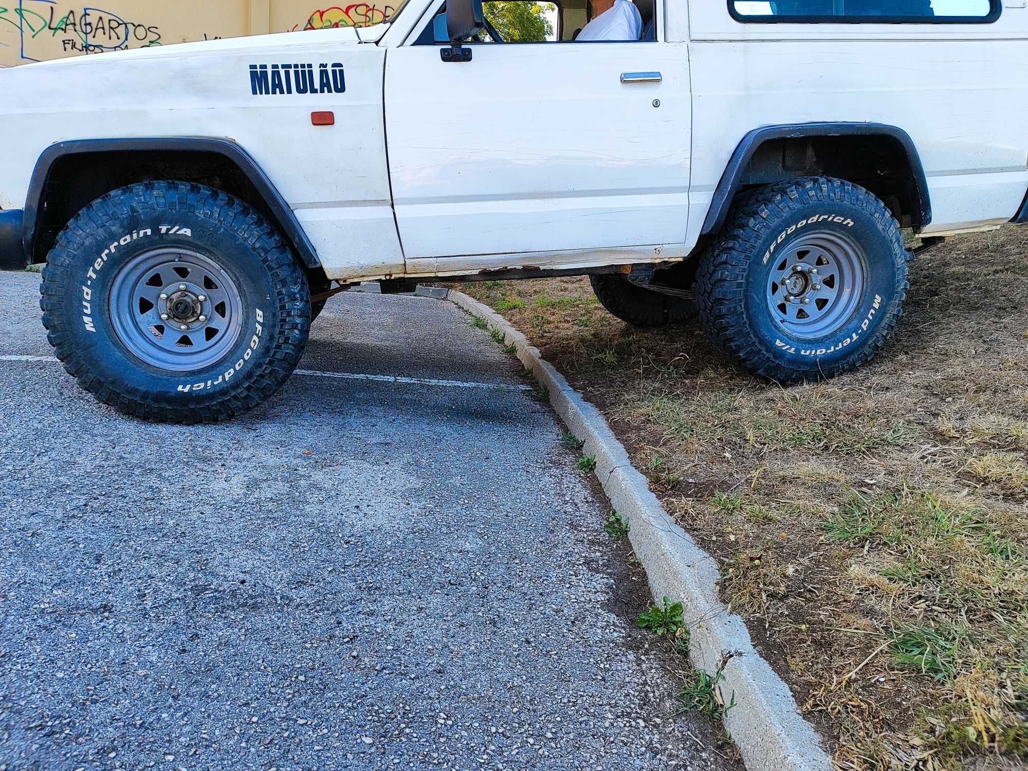 Nissan Patrol. 3.3 Turbo disel tudo averbado