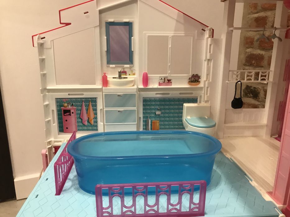 Duży domek dla Barbie