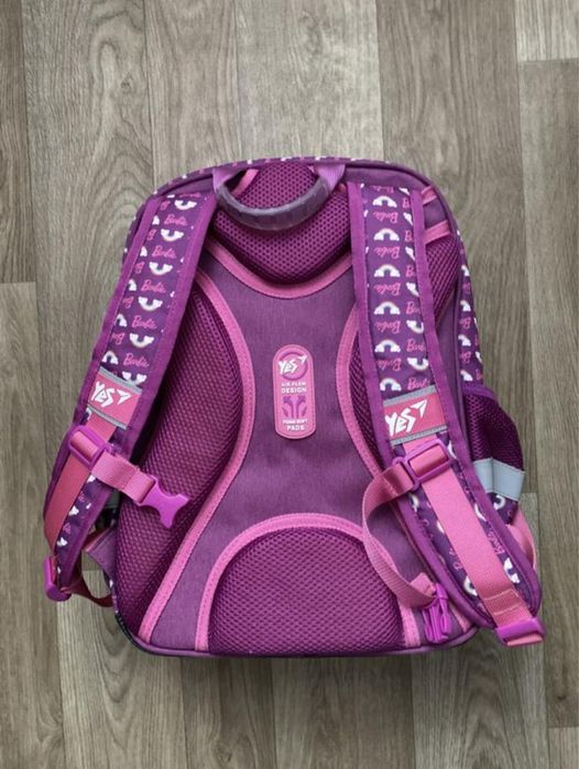 Портфель, рюкзак для дівчинки 6 років