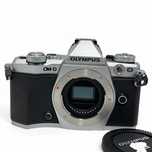 OLYMPUS OM-D E-M5 II + M.Zuiko 14–42mm EZ повний комплект