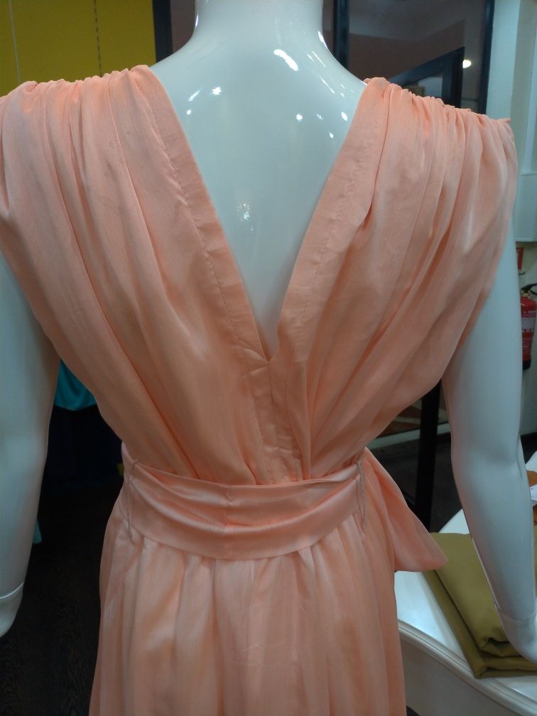 Vestido para cerimônia.