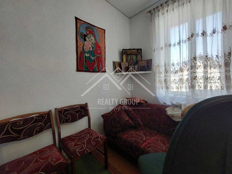 Продаж будинку з гаражем у центрі міста по вул.Кравченка