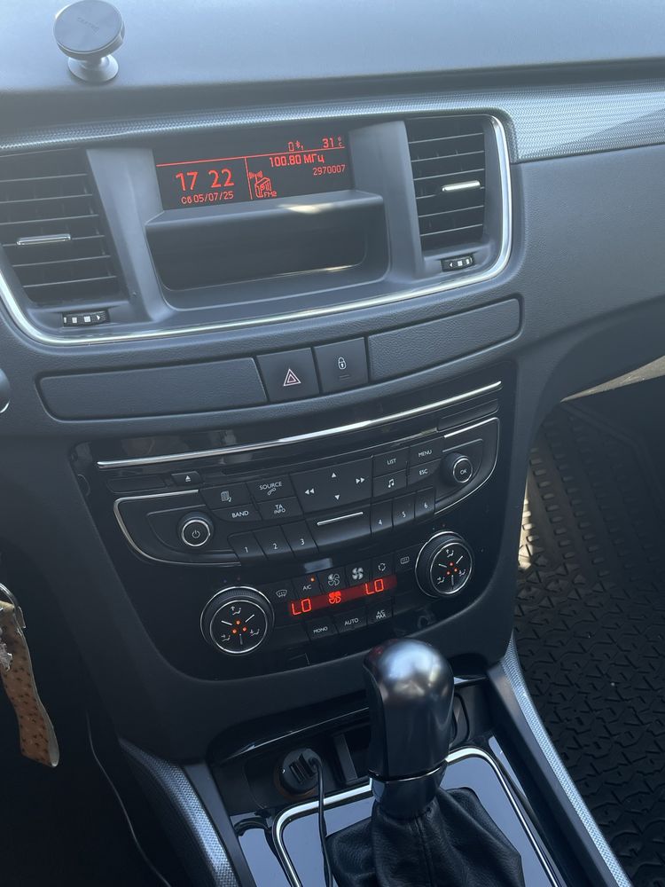 Продам пежо 508 Peugeot 508 2012 1.6 THP на автоматі 156 к/с