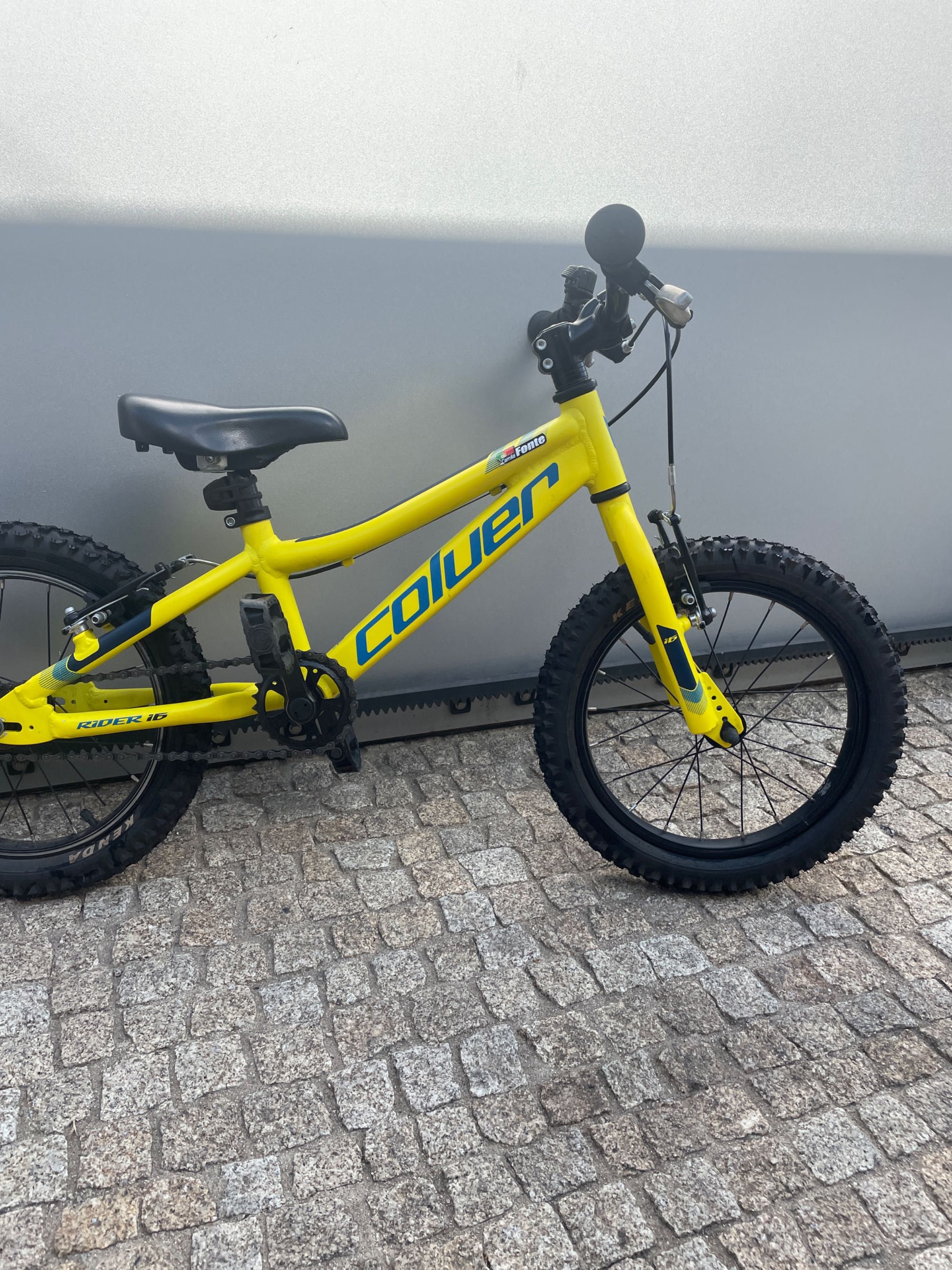 Bicicleta criança roda 16 e bicicleta sem pedais