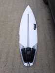 Prancha Surf DHD modelo 3DV (26.5L) em Epoxy - NOVA com deck