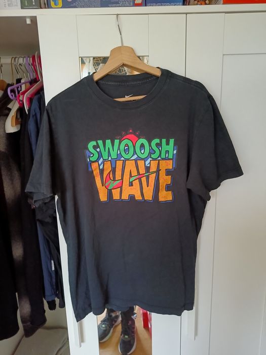 Koszulka Nike r. L Swoosh Wave