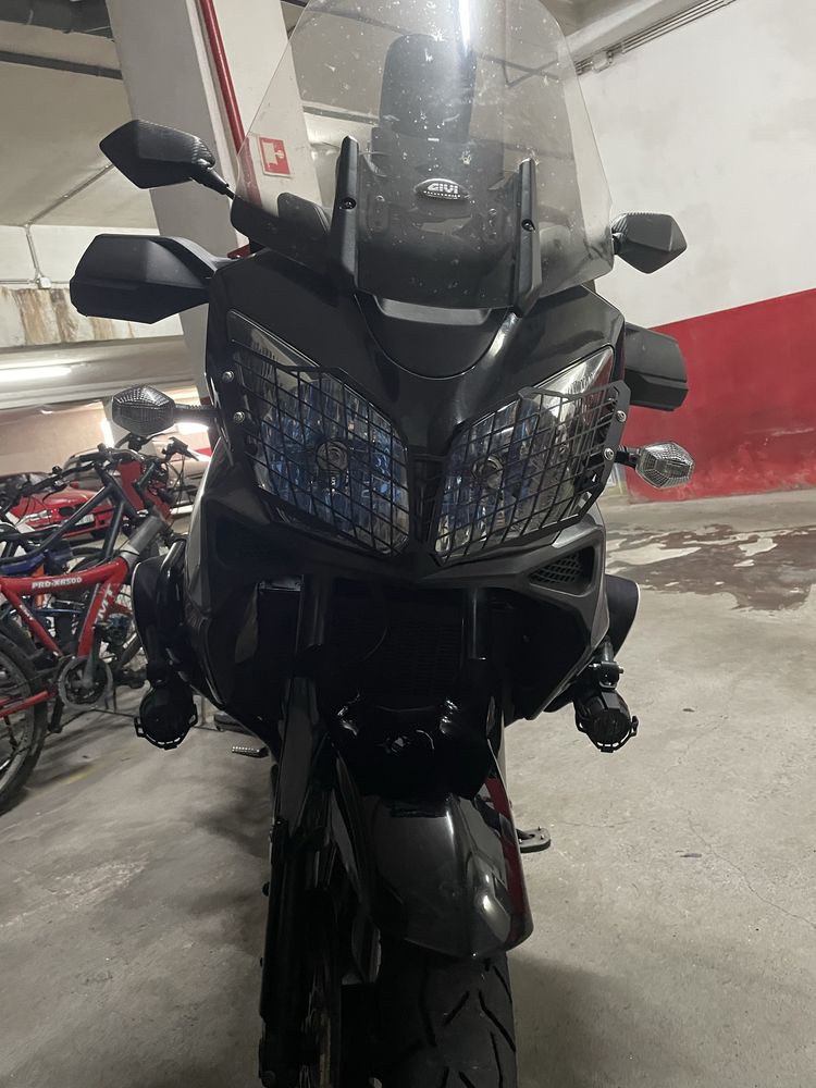 Suzuki DL 1000 - Aviao ou nave espacial
