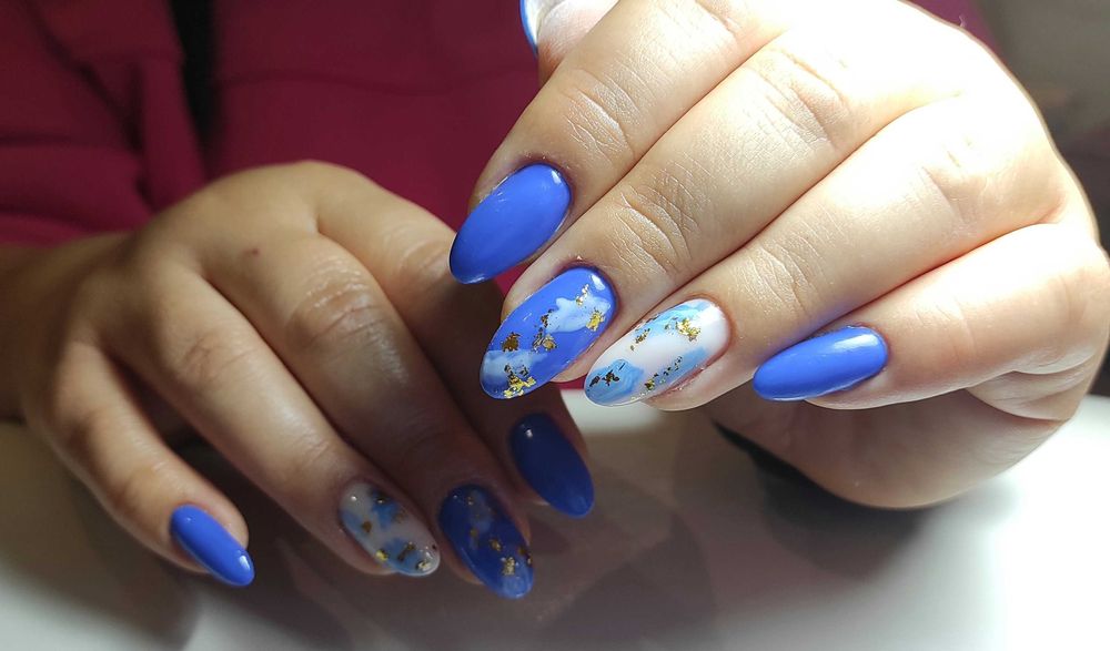 Paznokcie żelowe i hybrydowe