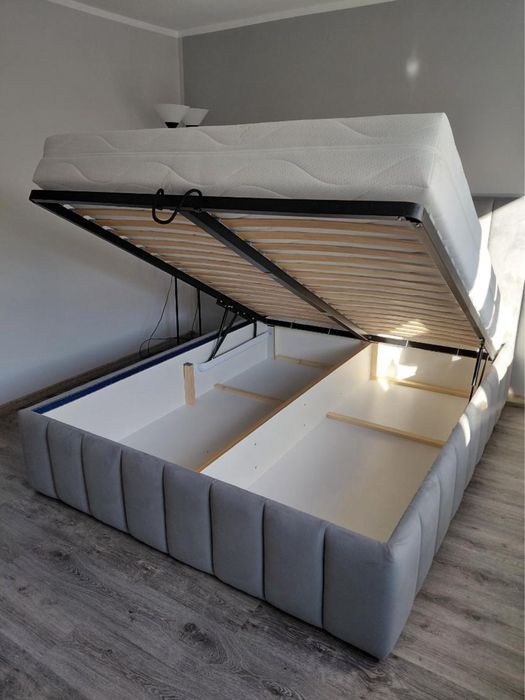 Łóżko sypialniane