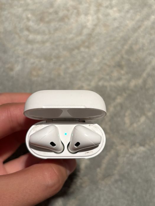 AirPods pierwszej generacji
