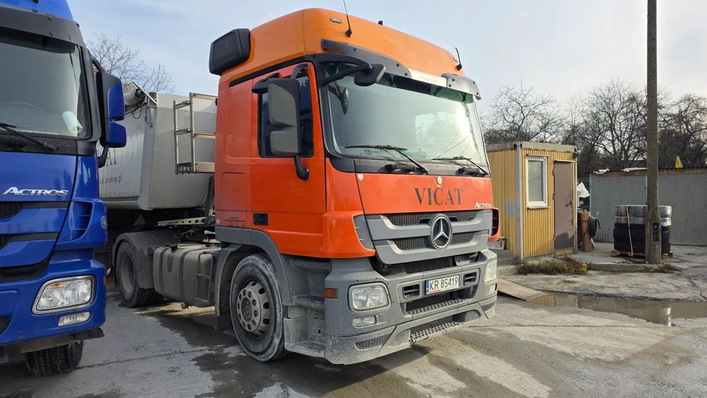 Mercedes-Benz Actros 1841  Mercedes-Benz Actros 1841