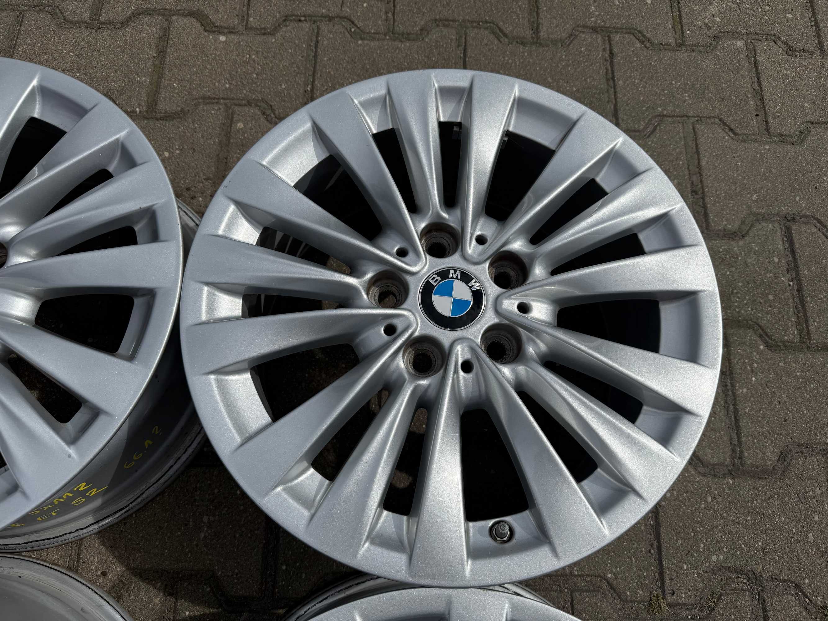 4X Felgi Oryginał BMW 1 F40 BMW 2 F44 F45  7JX16  5x112x66,6  ET52