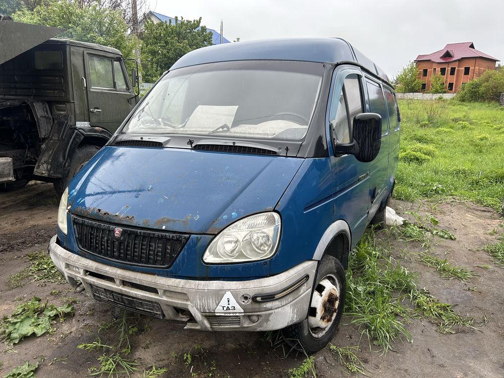 Обмін свого автопарку самоскидів та Прадо на нерухомість  Київ область