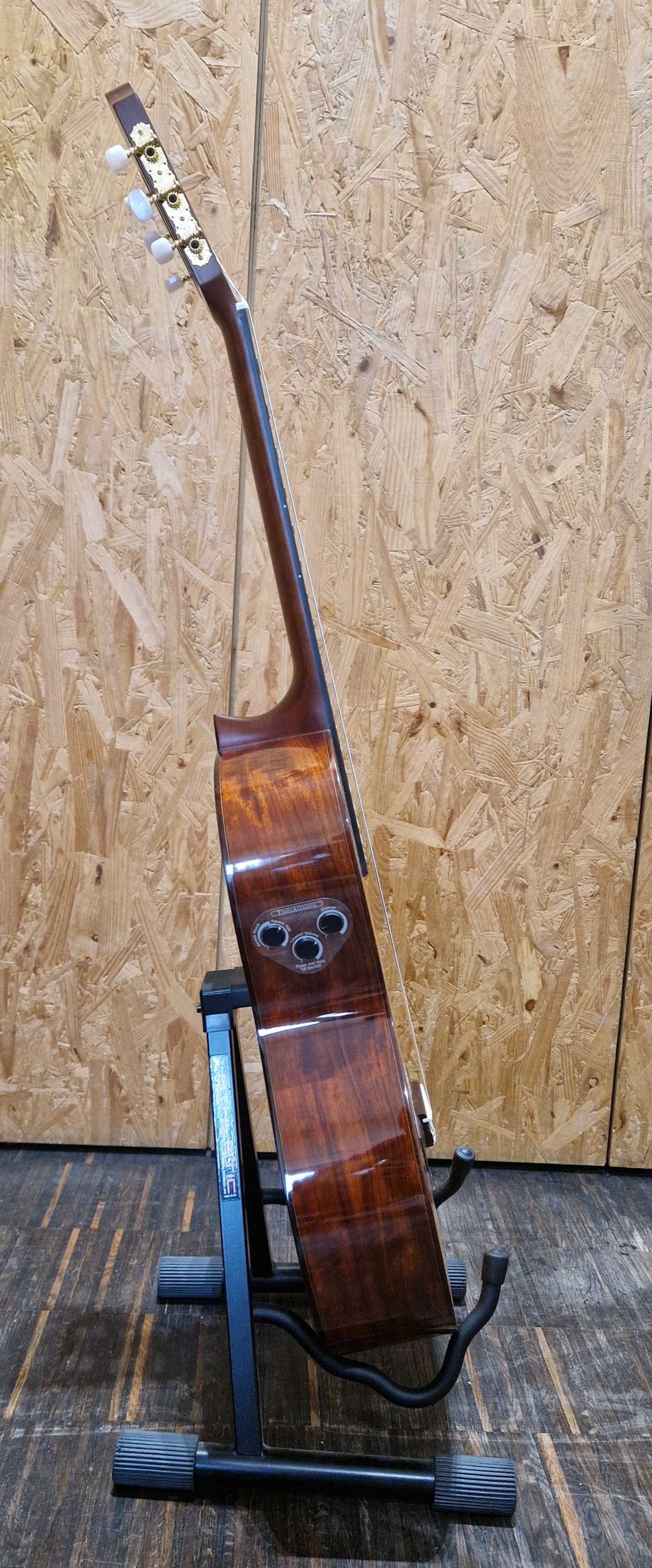 Gitara klasyczna, TransAcoustic Yamaha CG-TA