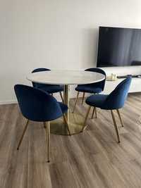 Stół do jadalni okraglym blatem marmurowym oraz 4 krzeslami w kompleci