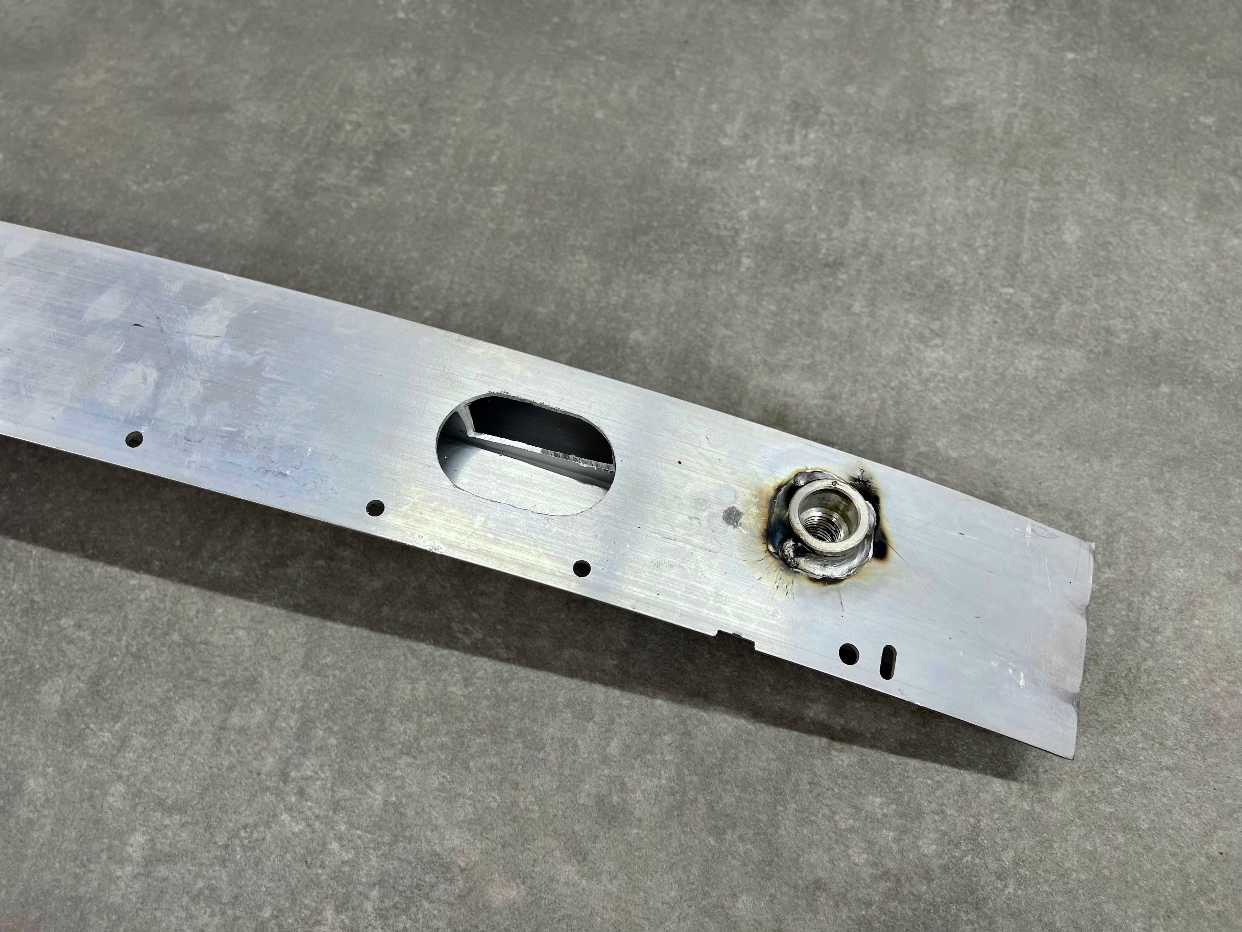 Підсилювач переднього бампера EU - BMW X3 ( F25 ) 51117371990