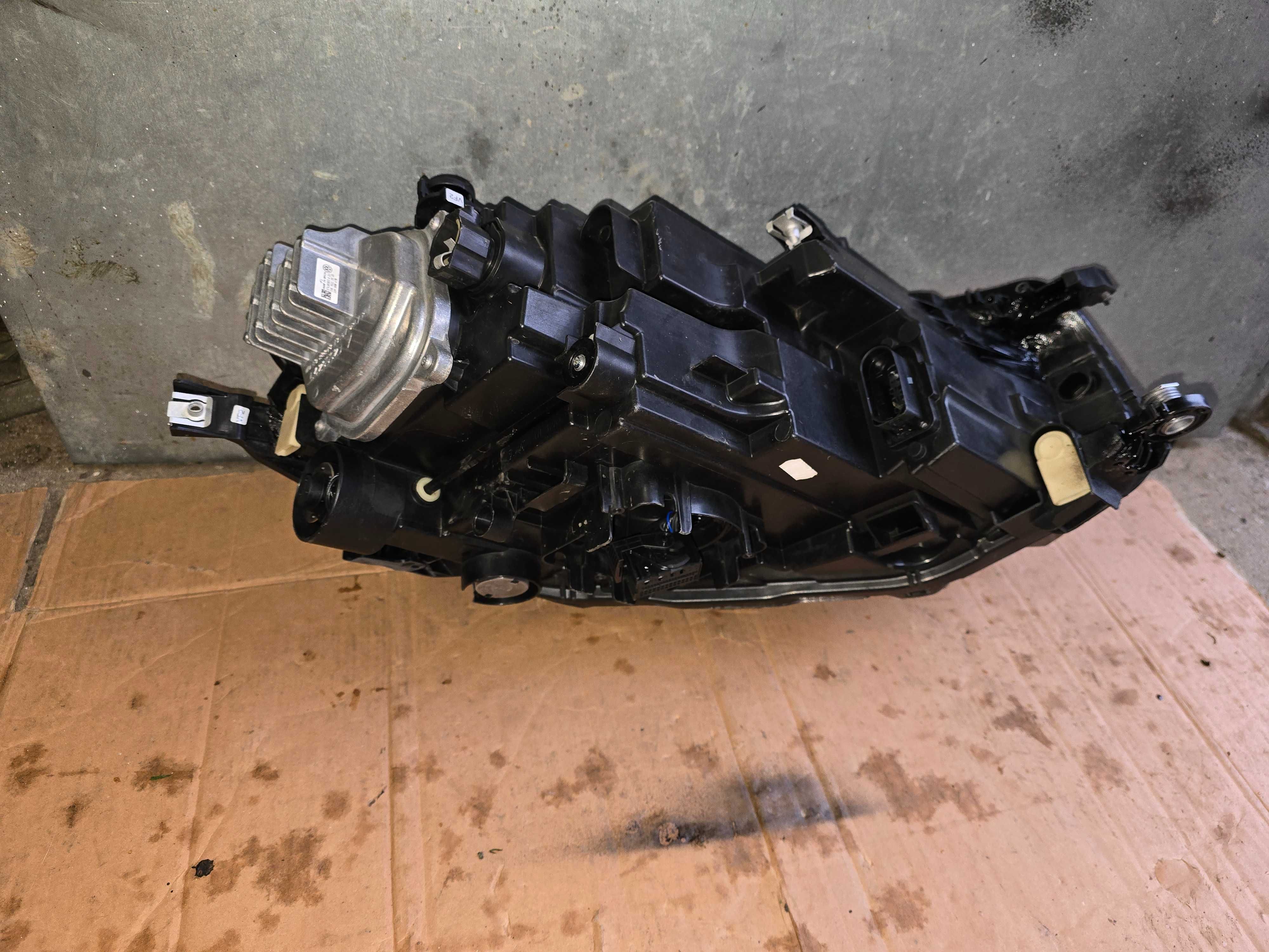 lampa przód VW T-Cross 2GM