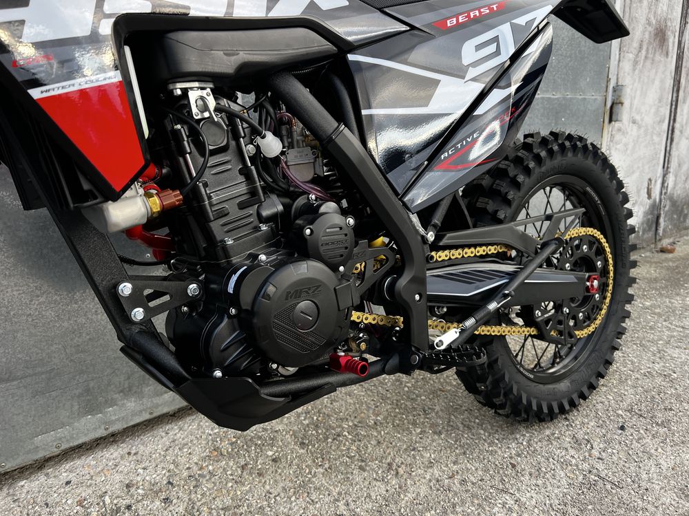 Cross Asix XT-97 300 Racing Series Kola 21/18 Nowa dostawa Gwarancja !