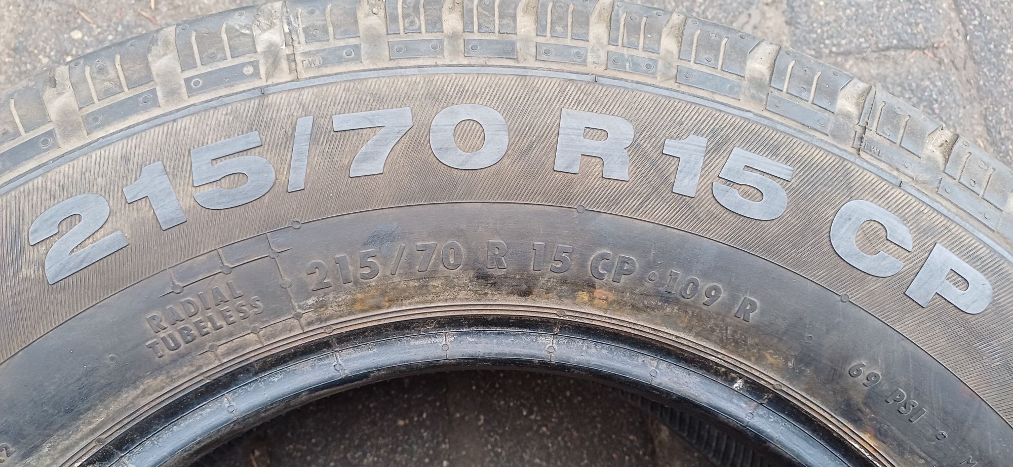 CONTINENTAL 215/70R15 CP 109R , pojedyńcza opona letnia wzmacniana.