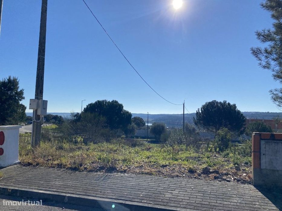 Lote de terreno para construção urbana