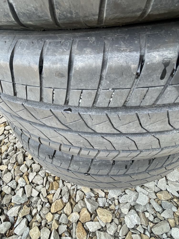 Opony letnie Bridgestone 215/65R16C