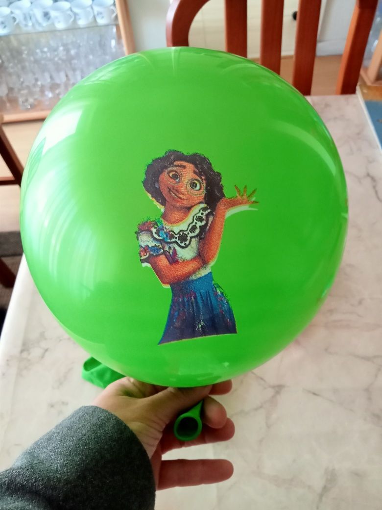 Pack de 13 balões Mirabel - Encanto