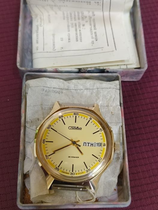 Наручний Годинник слава. Наручные часы слава. Новые. Ссср.