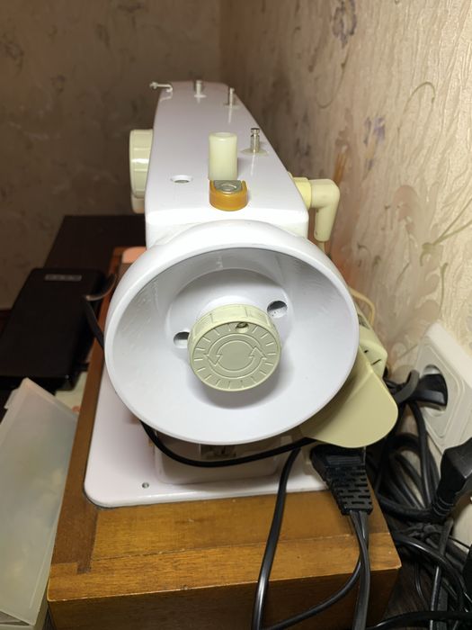 Швейная машинка ,,ЧАЙКА 132’’