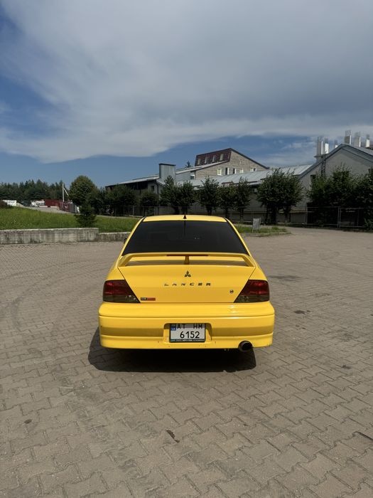Продам Mitsubishi Lancer 2002