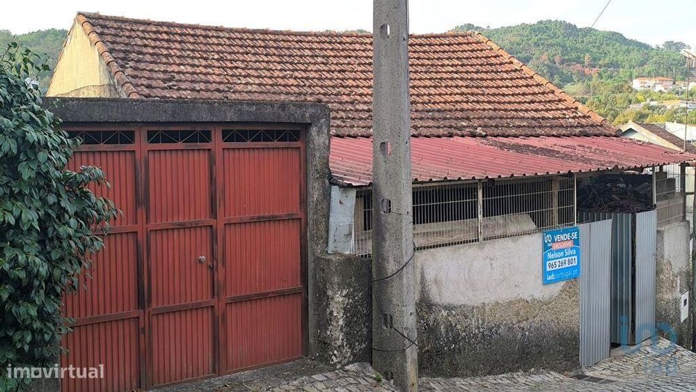 Armazém em Orgens de 110,00 m2