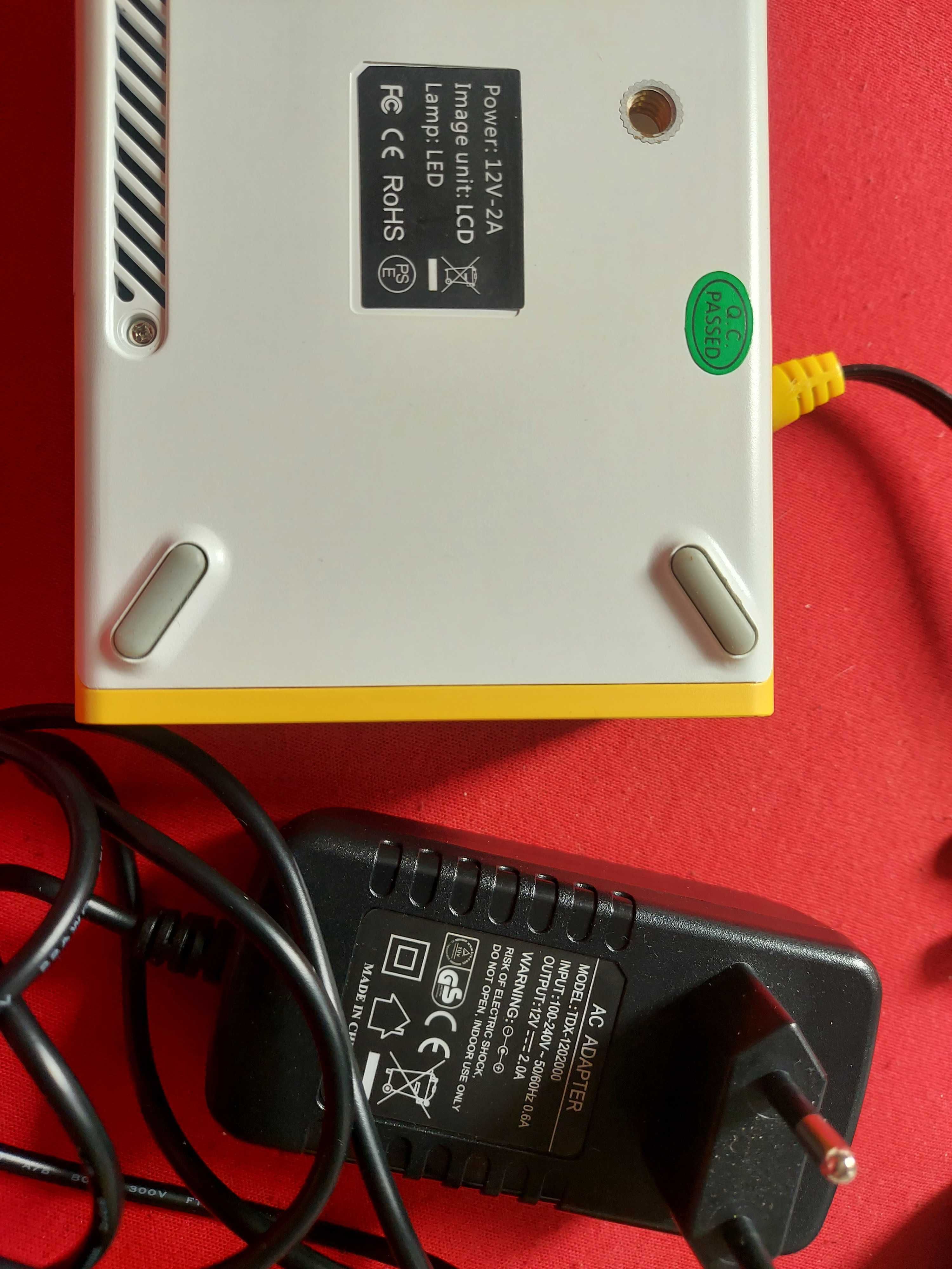 Projektor LED biało-żółty